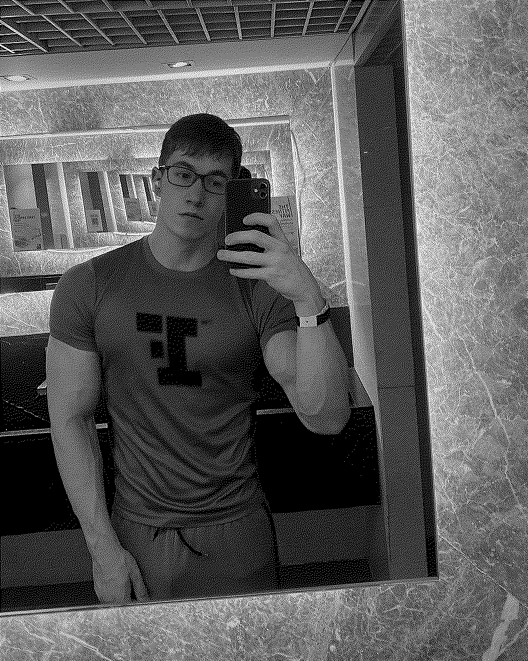 dithered gym selfie